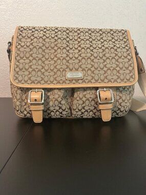 Coach Signature C Messenger Bag